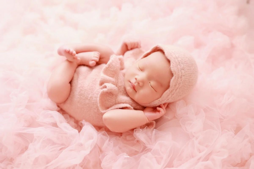 供卵包生男孩公司宝宝几个月可以抬头