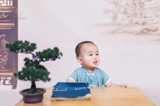 供卵包生男孩公司孕妇胎位不正的原因